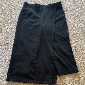 Betabrand Black capri skort-skirt Small petite